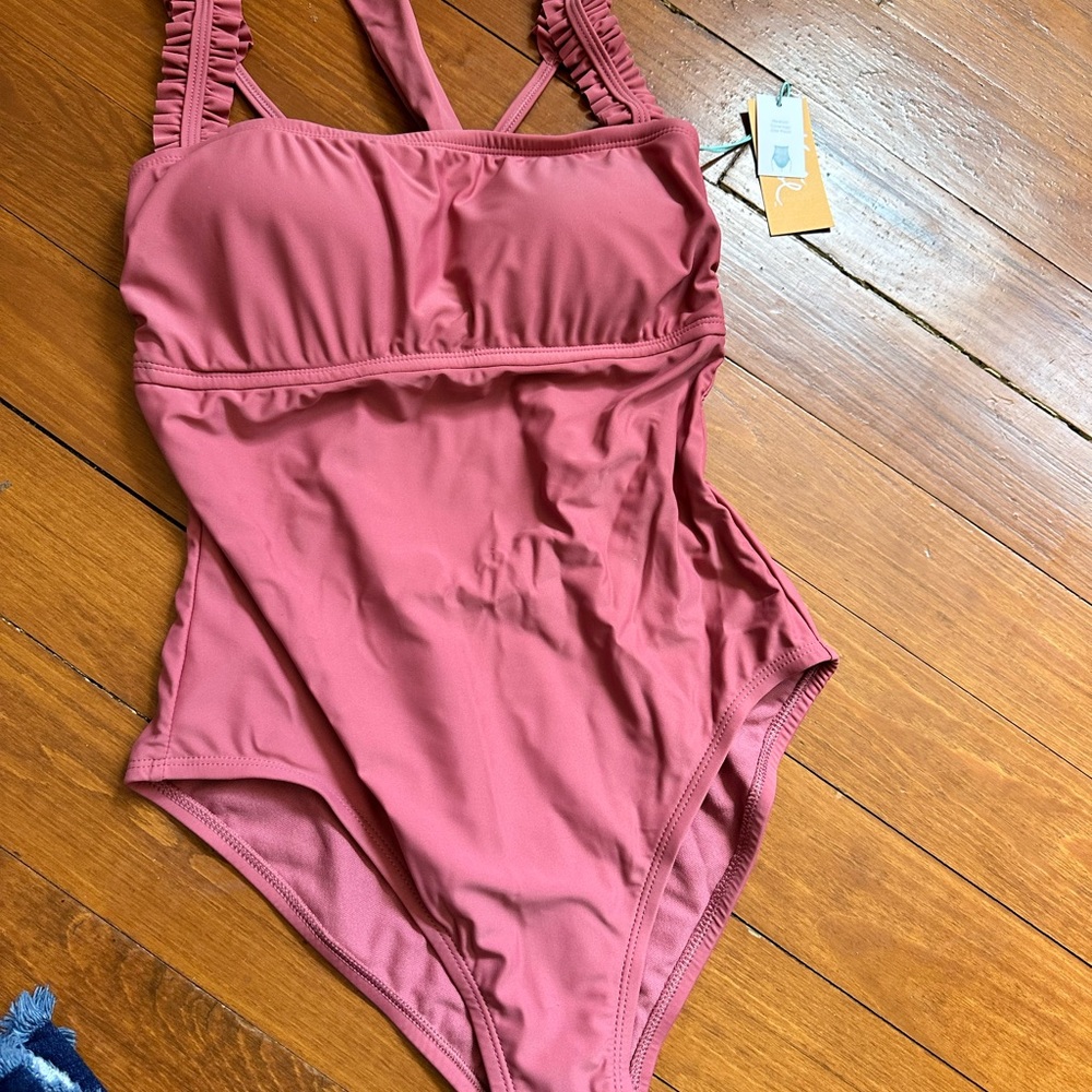 Bathing suit mauve NWT